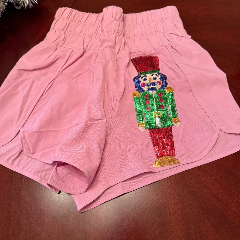 Nutrcracker shorts